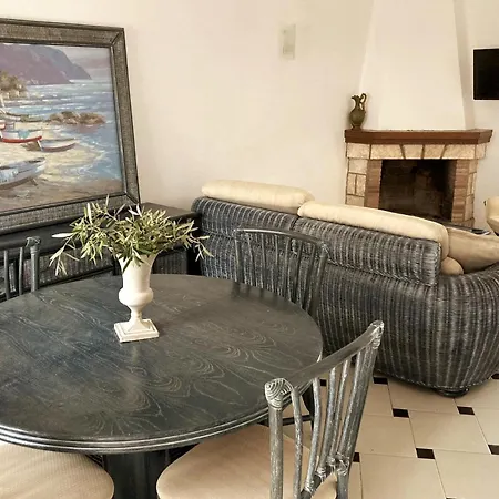 Casa De Riells Holiday home